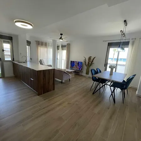 Clauadris Home Ideal Para Familias Aguilas Exterior photo